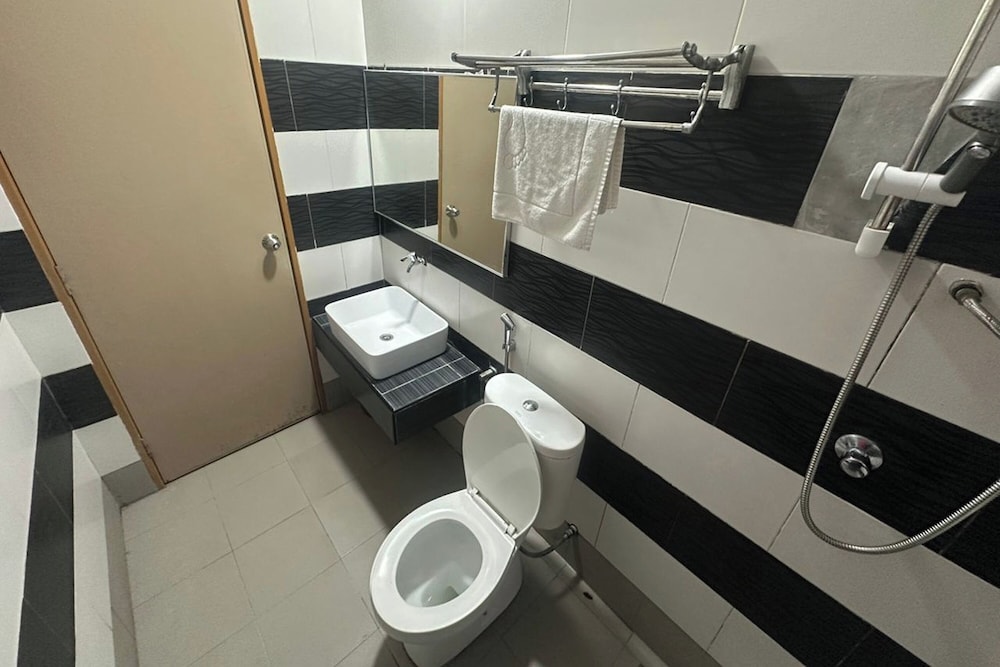 Hotel Midtown Villa 46/52