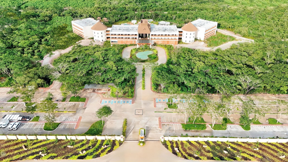 Hotel Gafsacomm Edzna 47/50