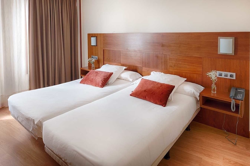 Hotel Zalle Don Fernando 13/44
