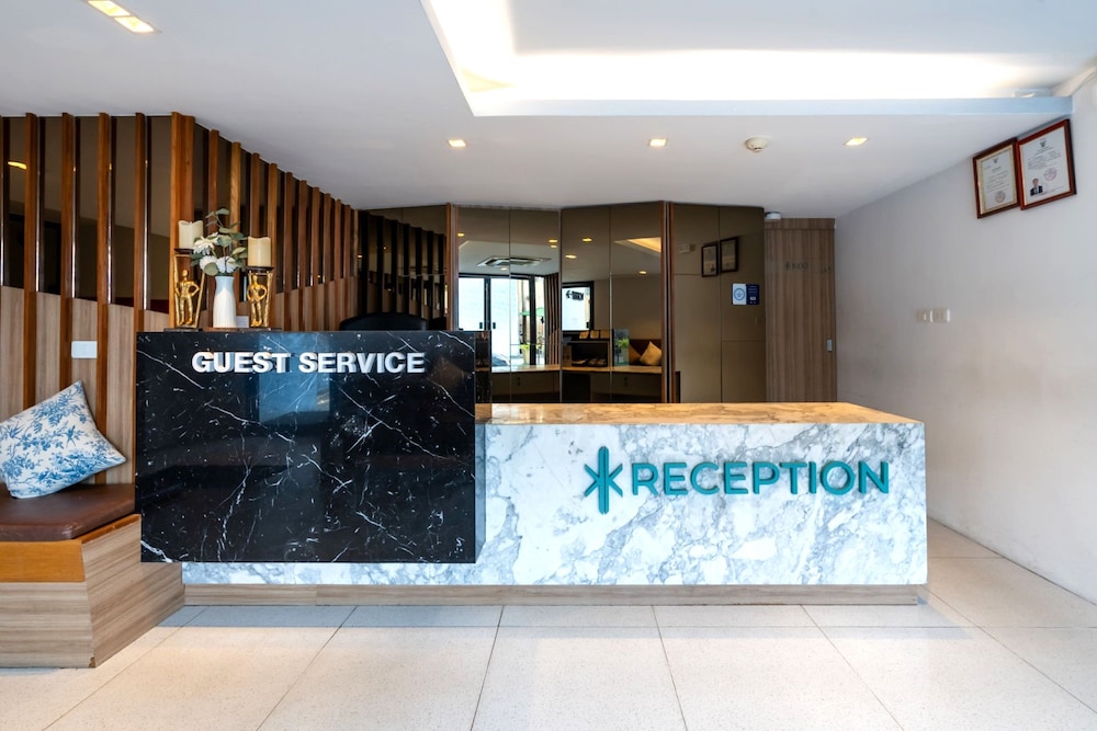 Kudo Hotel & Beach Club (Adults Only) 7/50