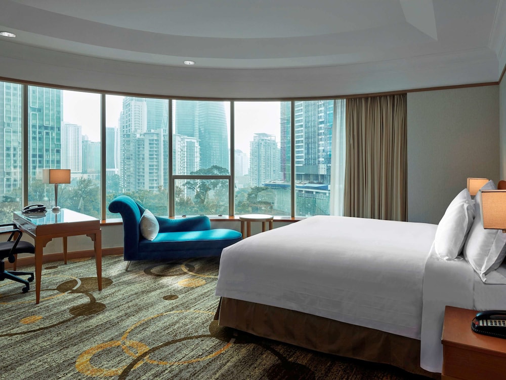 Pullman Kuala Lumpur City Centre Hotel and Residences 22/75