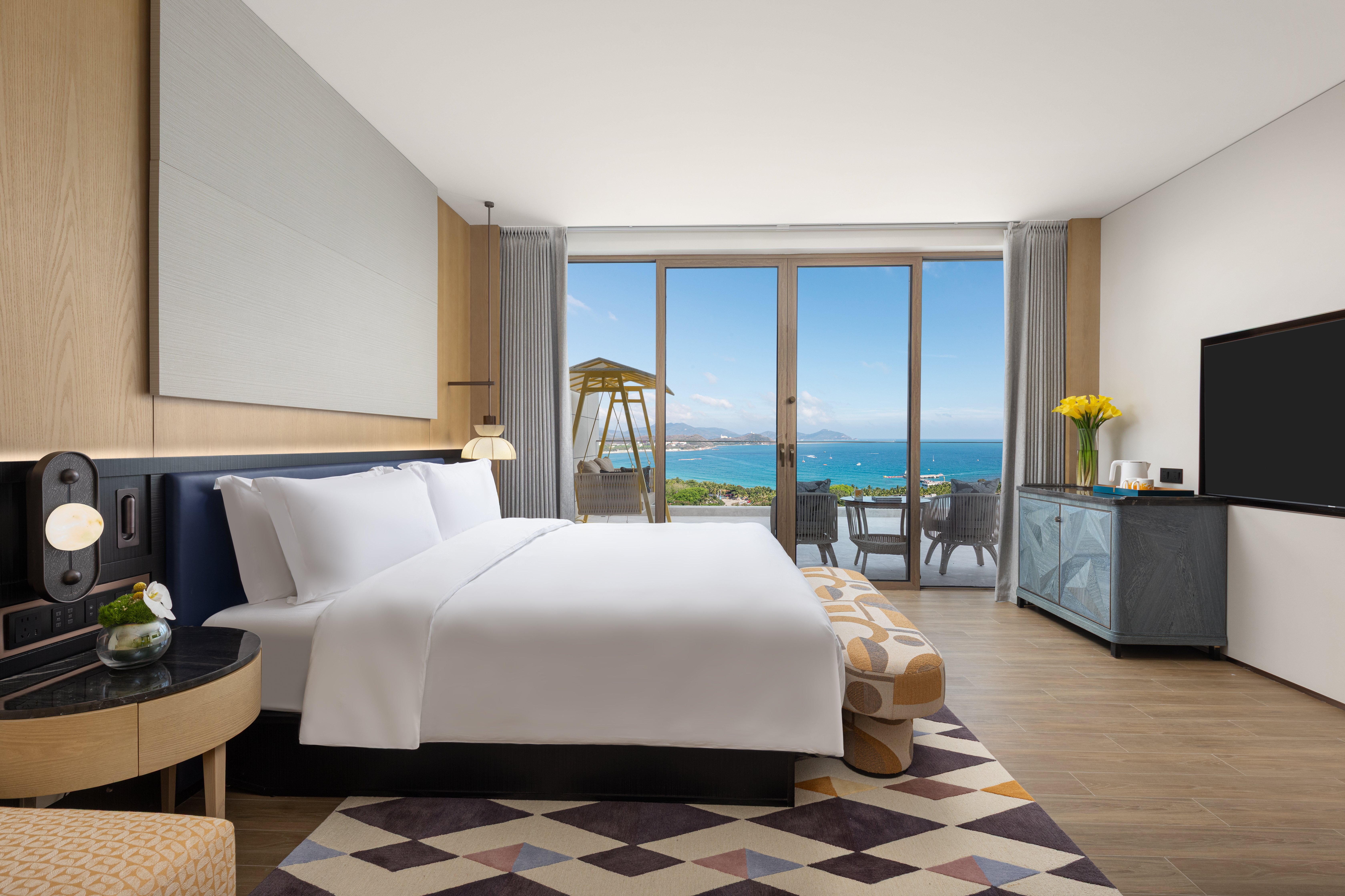 1 Bedroom, Suite, Ocean View, Pool Access