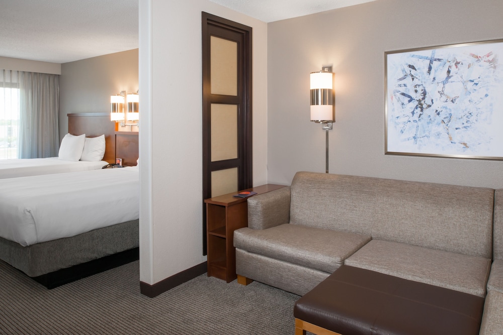 Hyatt Place Dallas/North Arlington/Grand Prairie 20/64
