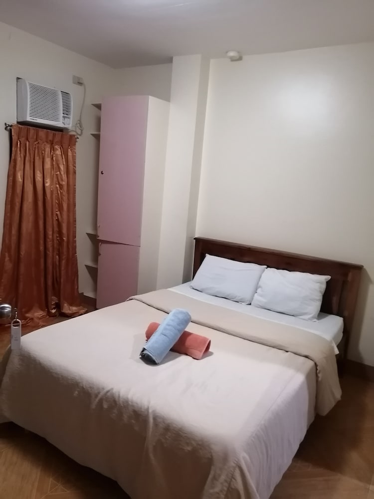 3 BEDROOMS, APARTMENT