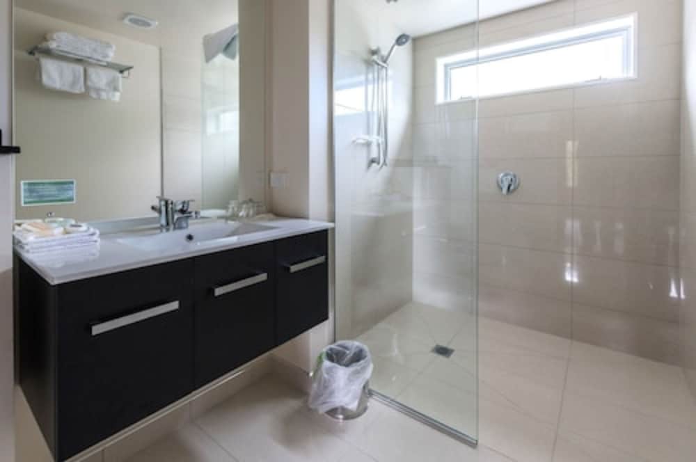Distinction Te Anau Hotel and Villas 5/68