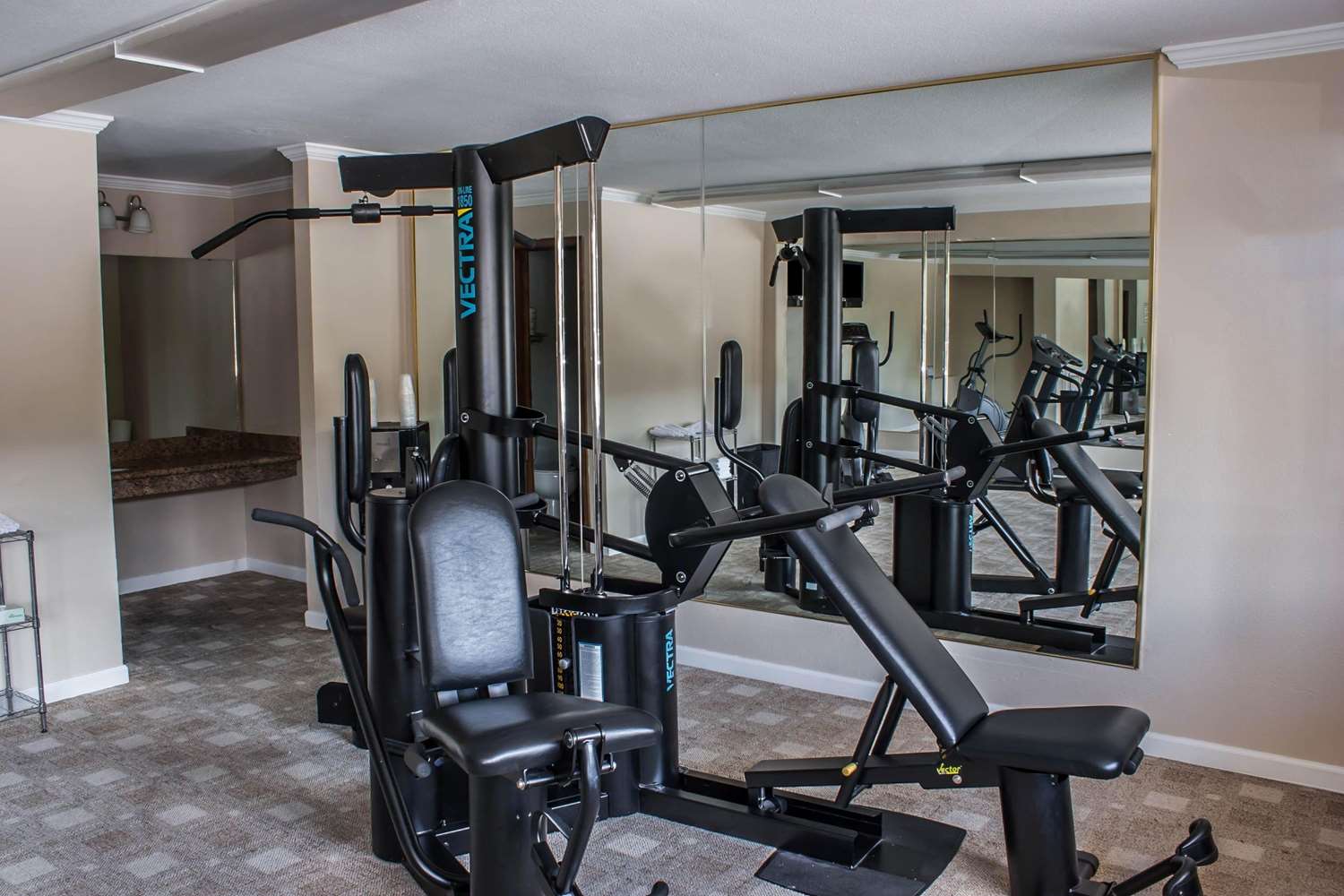 Quality Inn & Suites Fife Seattle WA 5/16