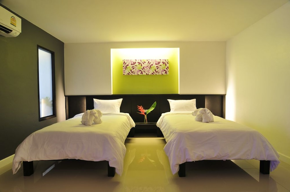 At24 Boutique Hotel 8/29