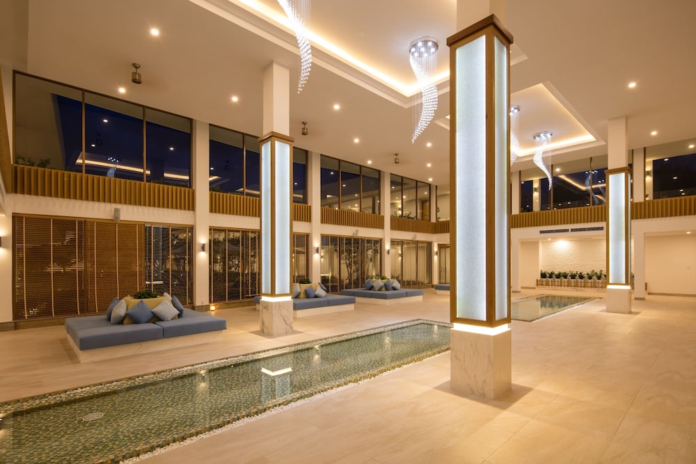 FLC Luxury Resort Quy Nhon 17/83