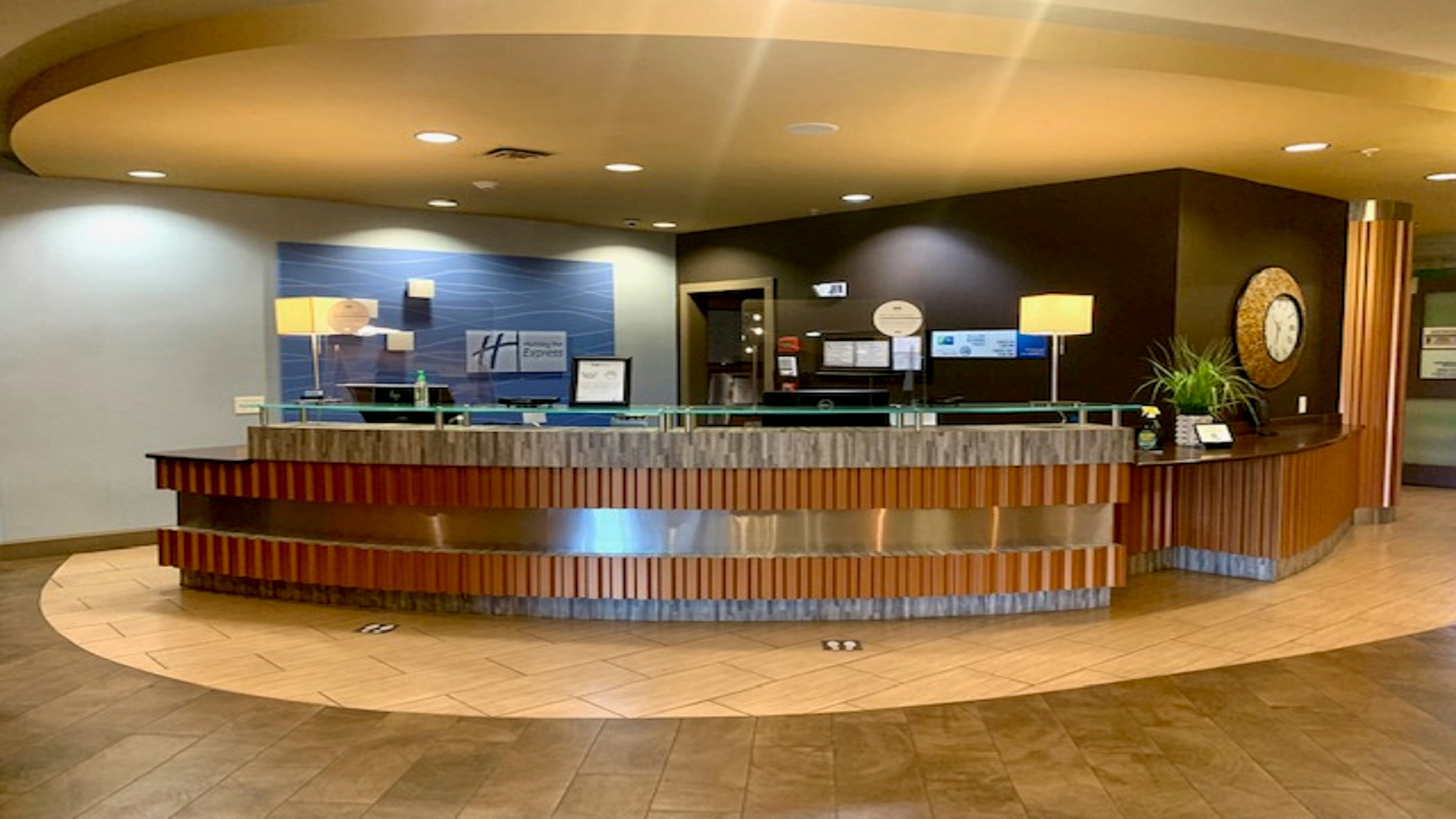 Holiday Inn Express Hotel and Suites Perry-National Fairground Area 6/68