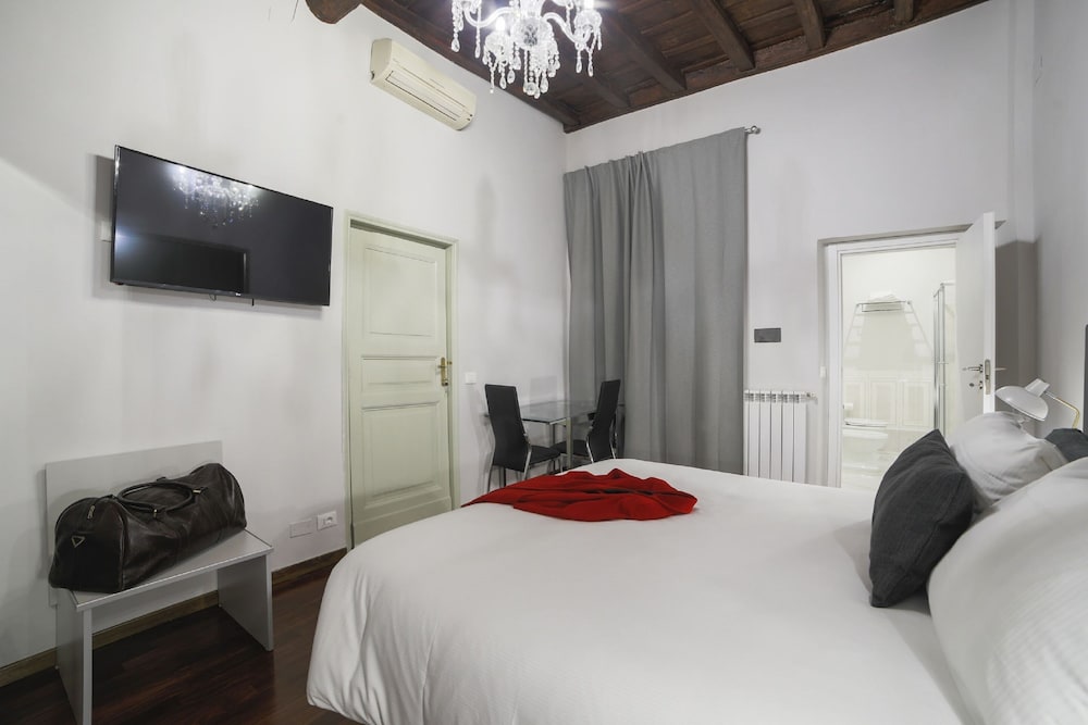 La Maison Dell'orologio 9/69