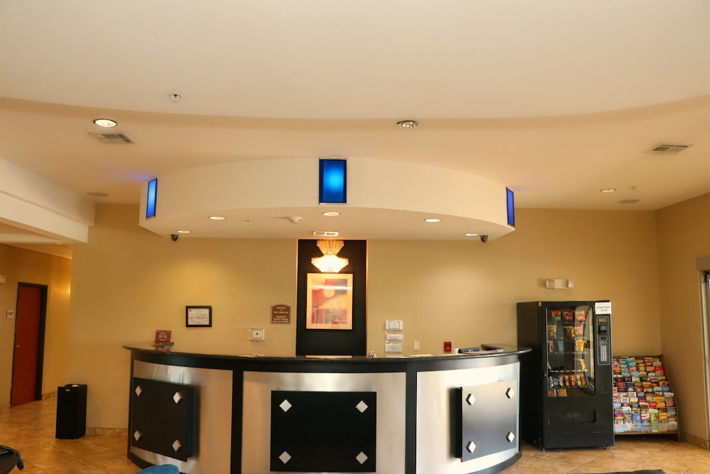 Quality Suites 8/46