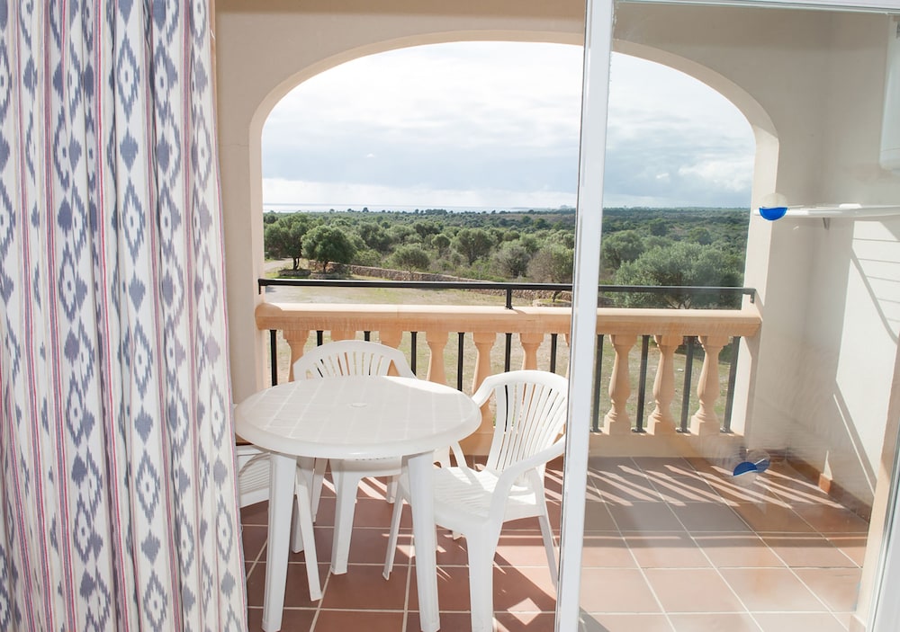 Apartamentos Sol Romantica by DOT Suites 38/57