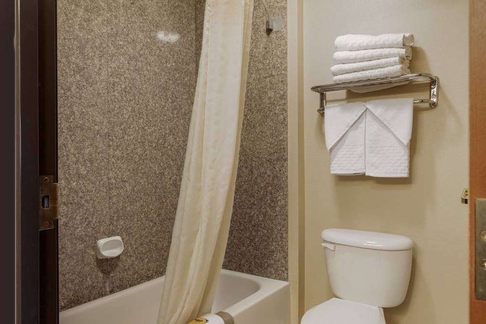 Best Western Plus Red River Inn 14/37