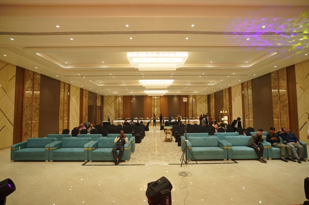 HOTEL ABHINANDAN 27/29