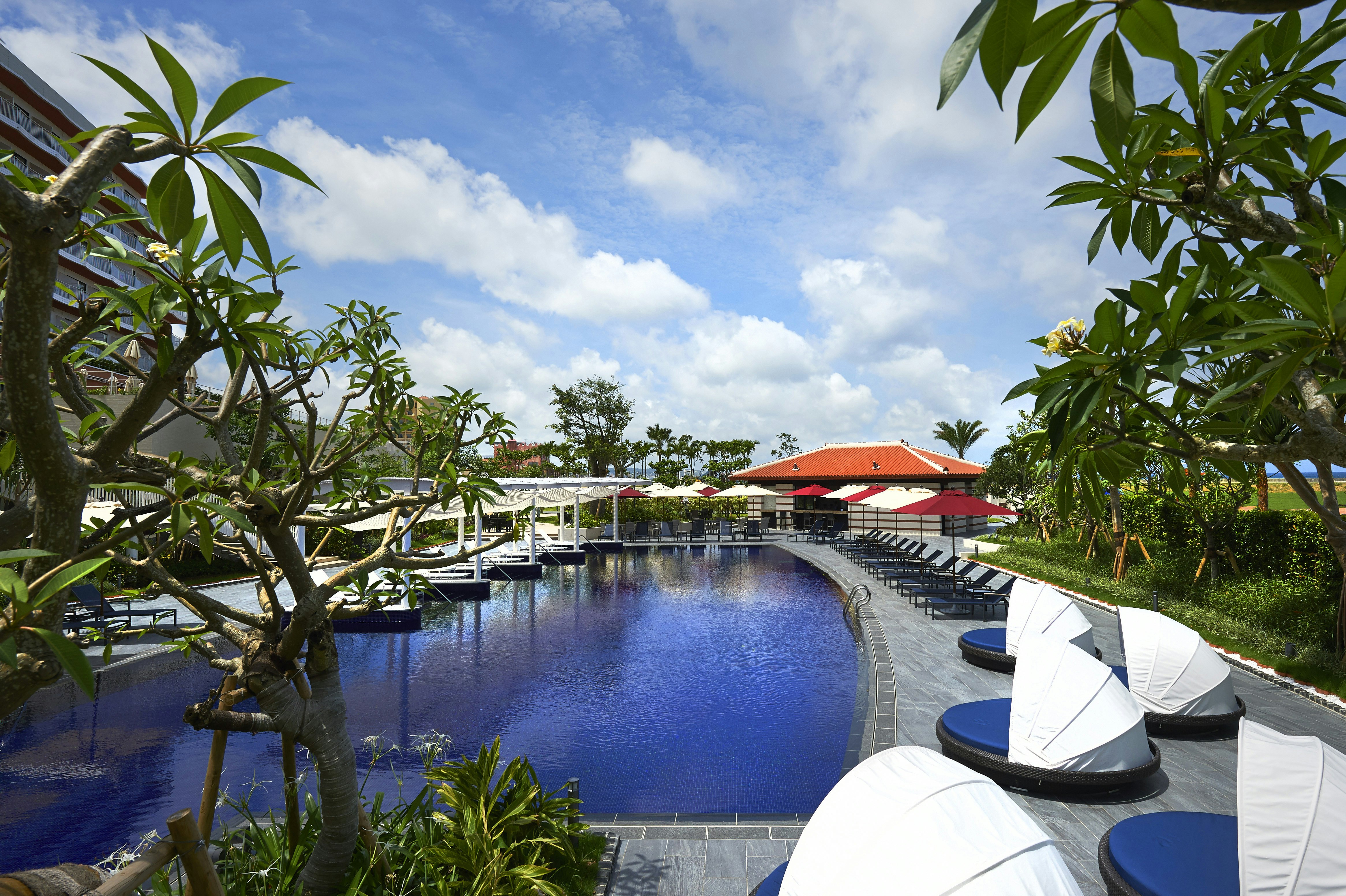 Hilton Okinawa Chatan Resort 75/77