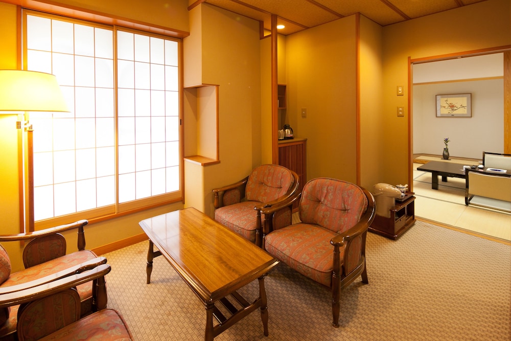 Minakamikan 52/63