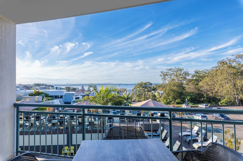 The Landmark Nelson Bay 61/69
