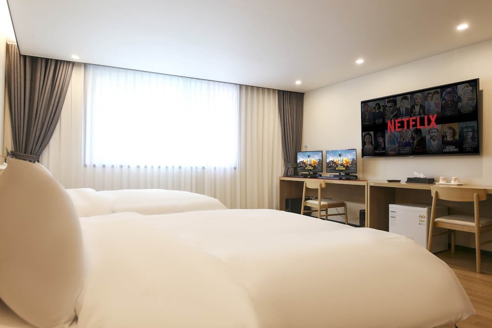 E Cheonan Hotel 17/50