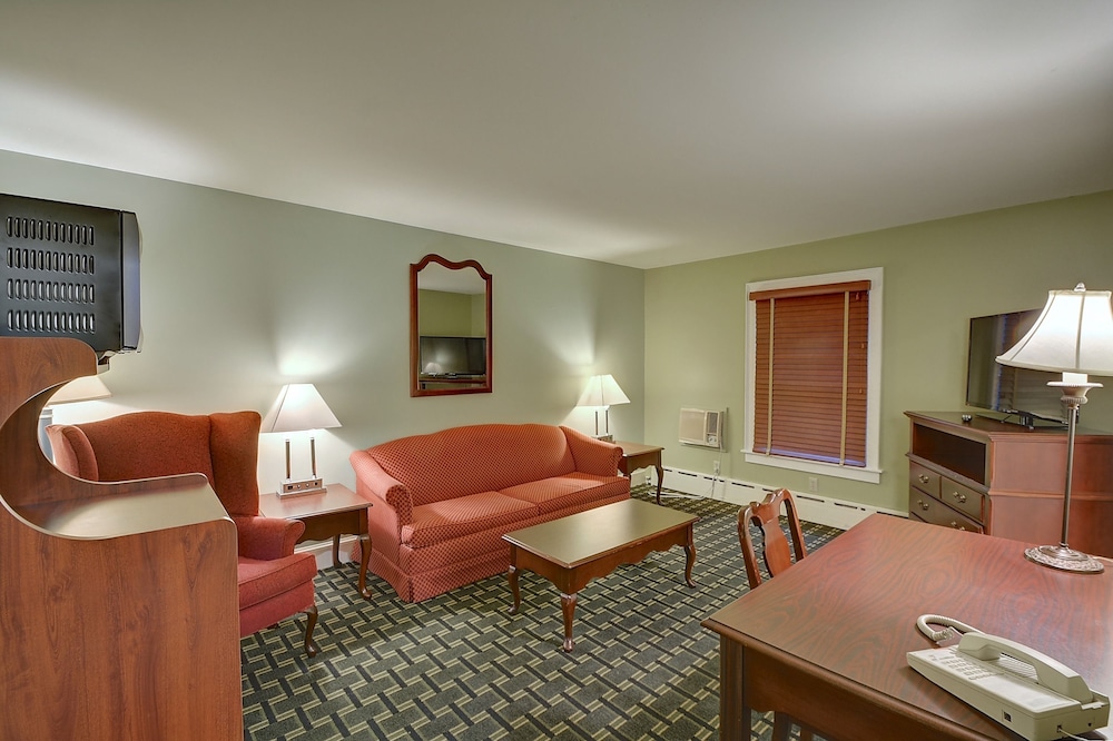 Colonial Motel And Spa 37/60