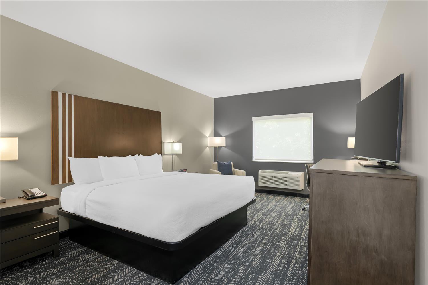 غرفة بسرير كينج، Best Western Plus Washington Hotel 2/3