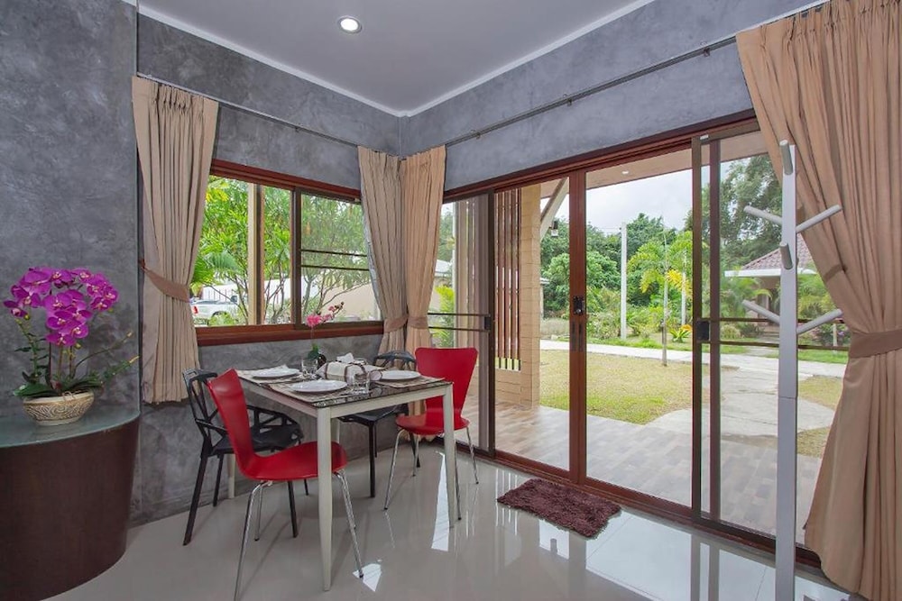 Maikhao Home Garden Bungalow 43/61