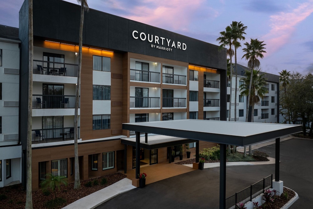 Courtyard By Marriott Orlando East/Ucf Area 1/50