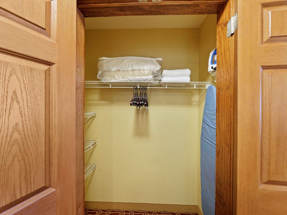 Towneplace Suites By Marriott Chantilly Dulles South 57/57