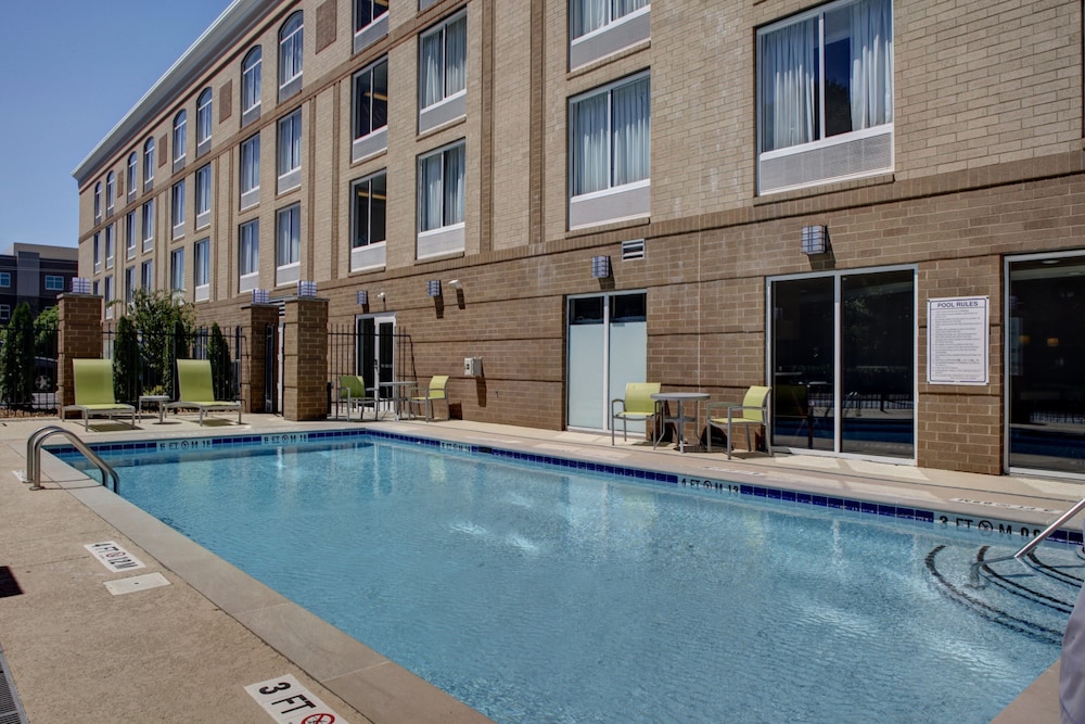 HOLIDAY INN FRANKLIN - COOL SPRINGS 1/64
