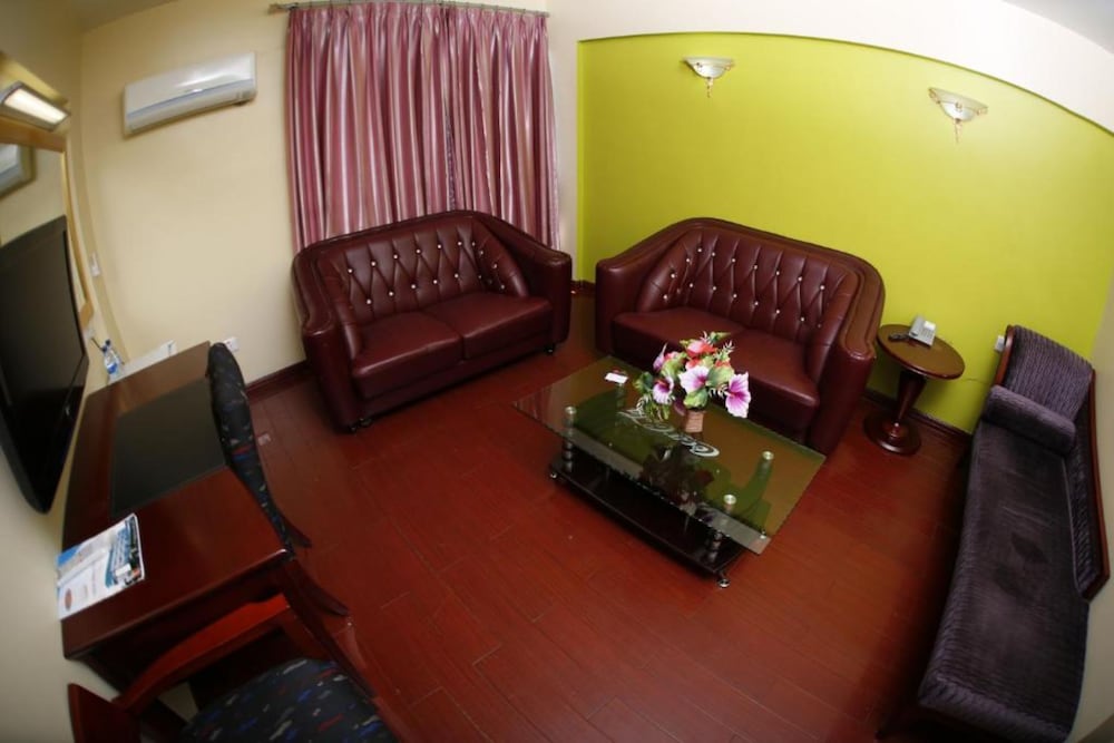 New Mwanza Hotel 21/23