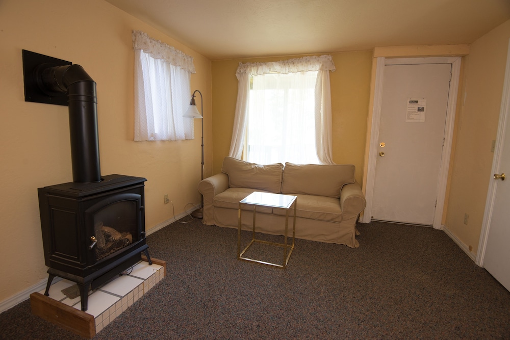 River View Garden Resort 34/68