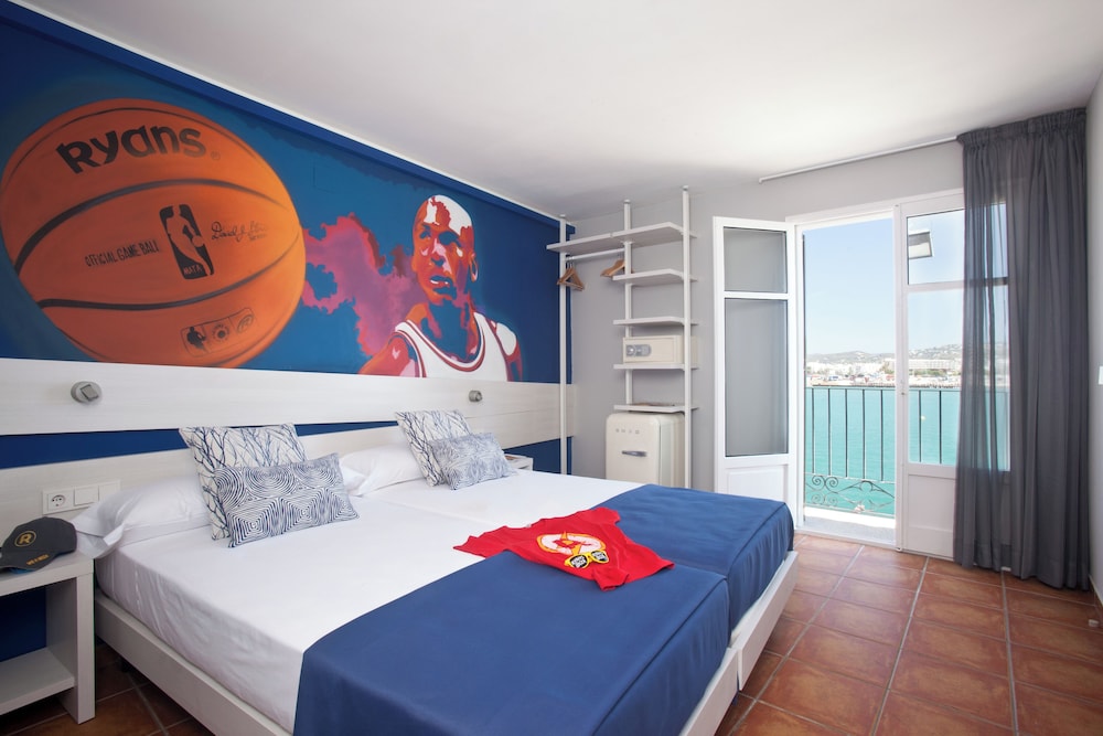 PREMIUM, DOUBLE BED, SEA VIEW, BUILDING A