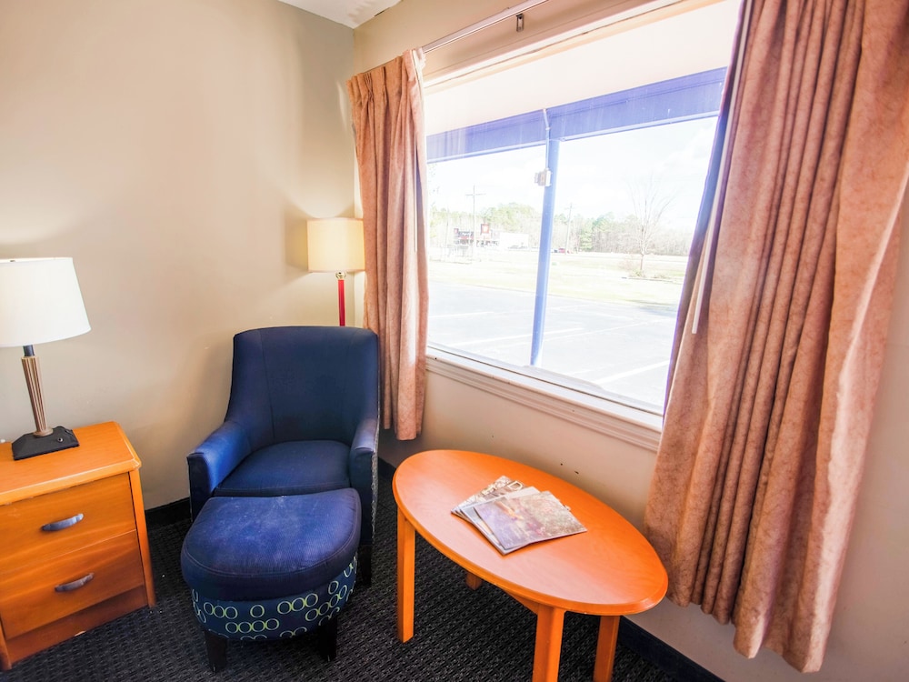 Sportsman Inn by OYO US Hwy-64 28/42