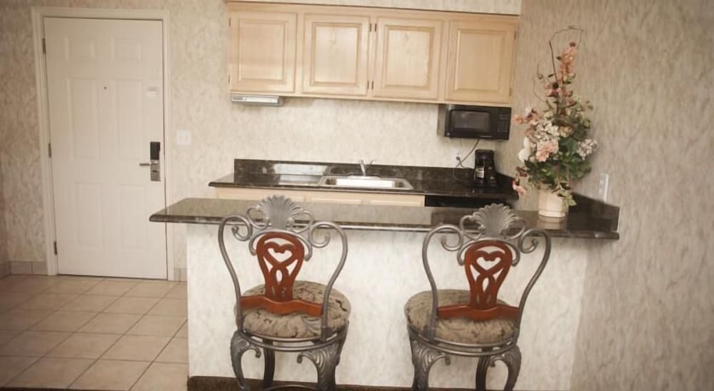 St George Inn Suites 4/67