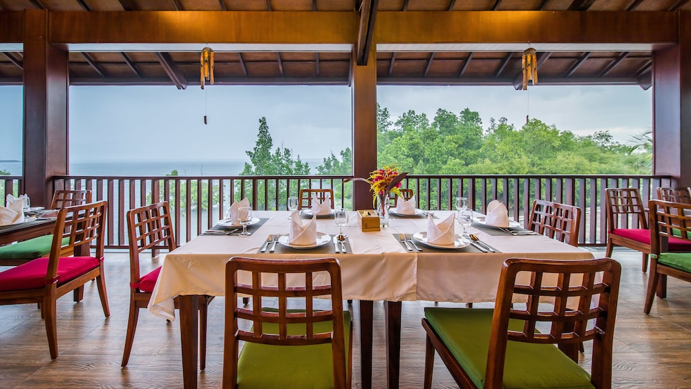 Nusantara Diving Centre Resort Spa 55/73