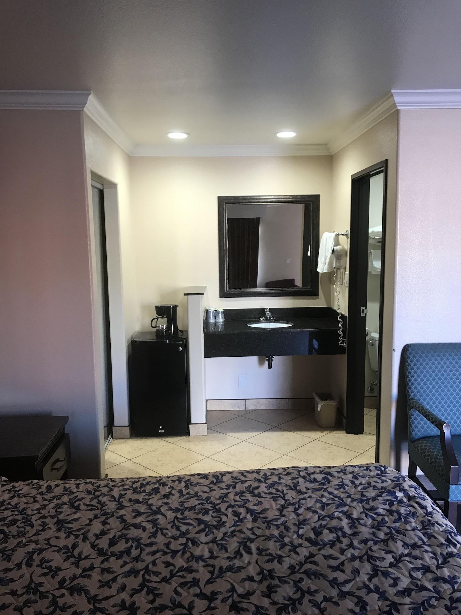 Hyland Motel 21/31