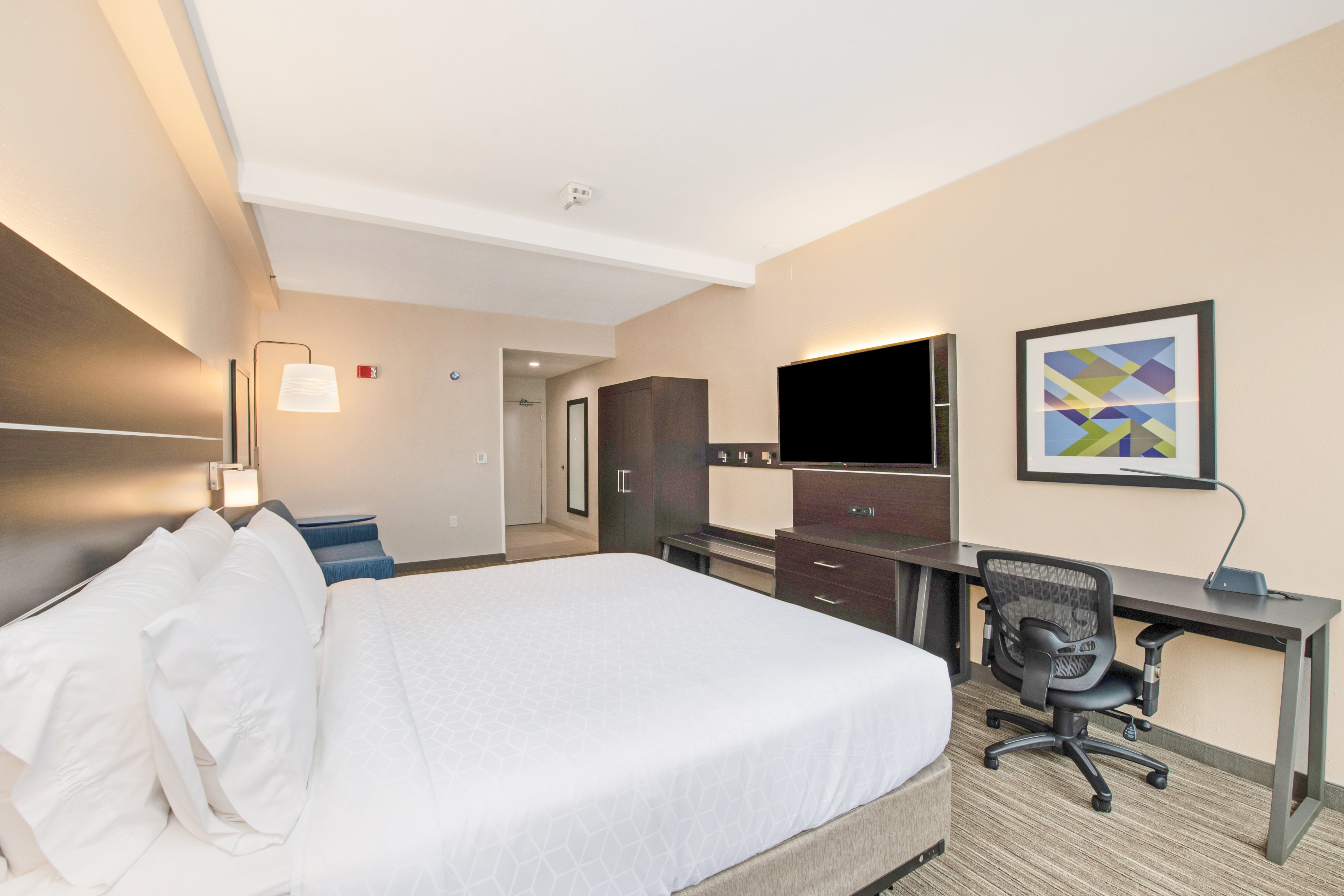Leisure, King Bed