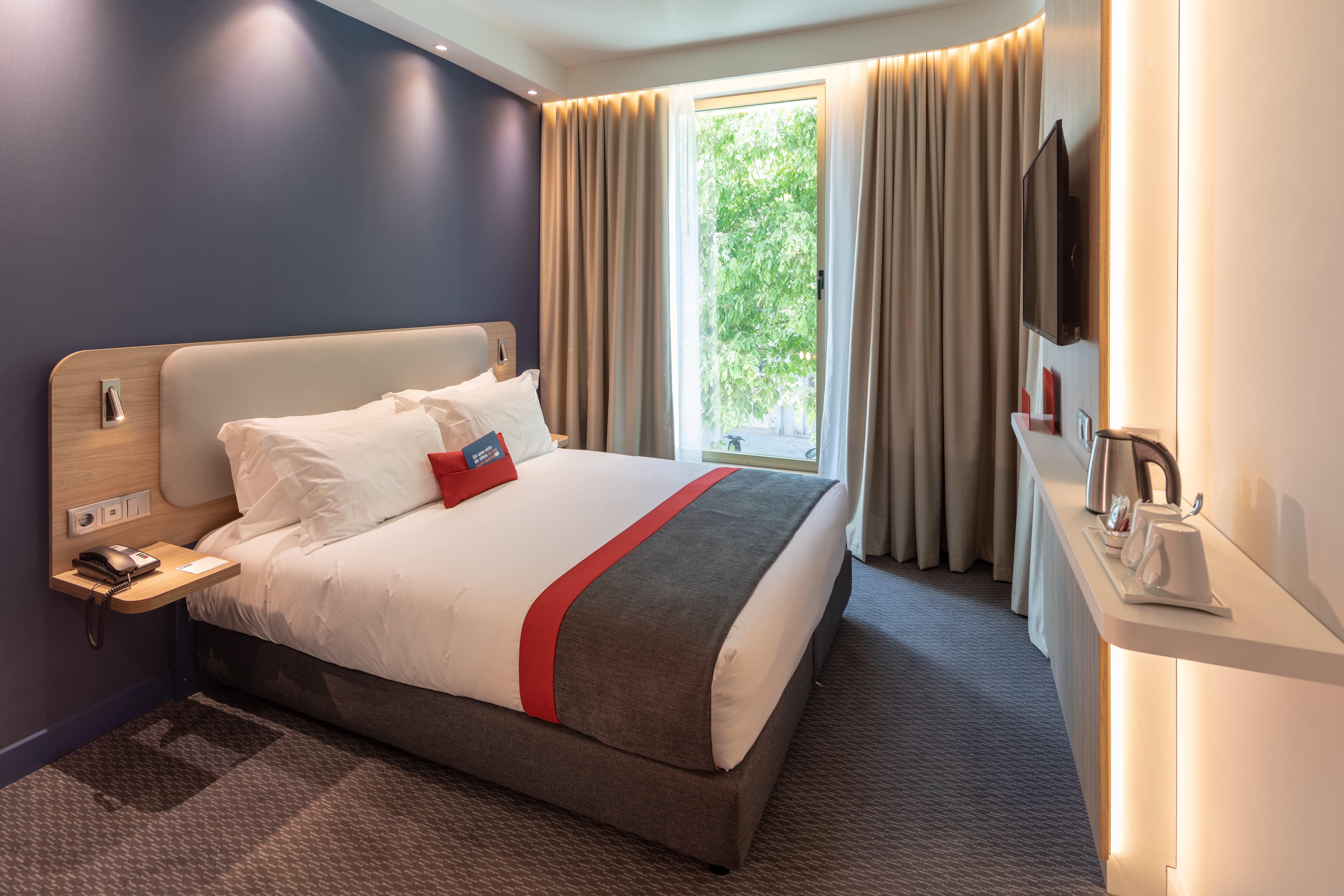 غرفة بسرير مزدوج، Holiday Inn Express Lisbon - Plaza Saldanha 3/7
