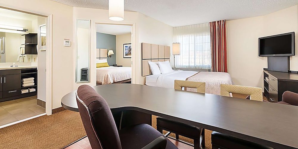 Sonesta Simply Suites Houston Nasa Clear Lake 35/47