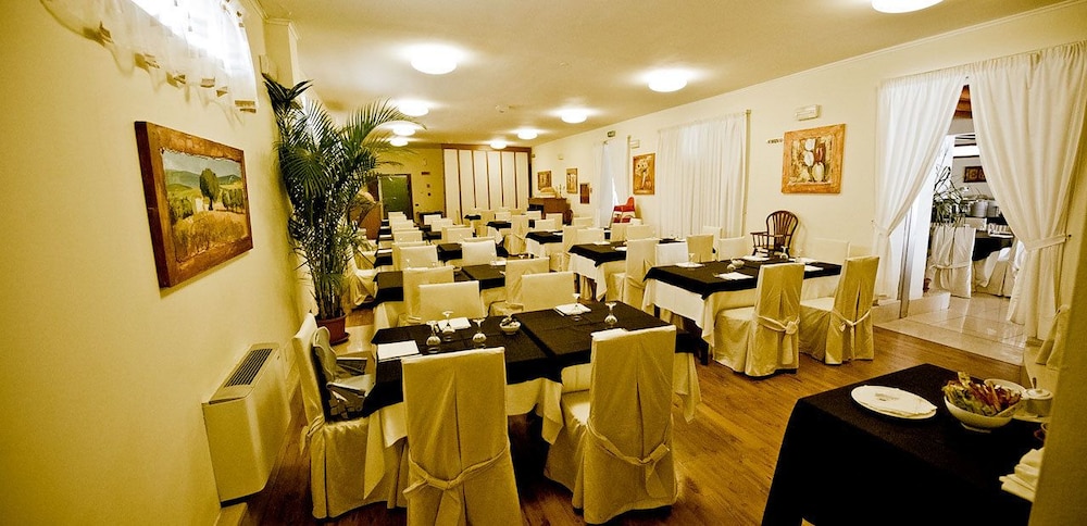 Tichos Greenblu Hotel 45/63