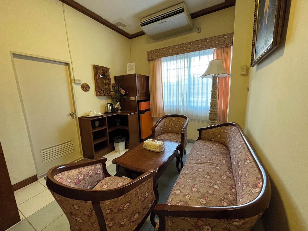 Anna Residence 33/45