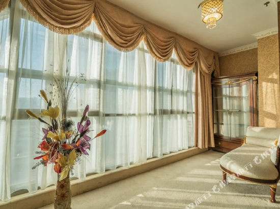 Xiongye Hotel 12/21