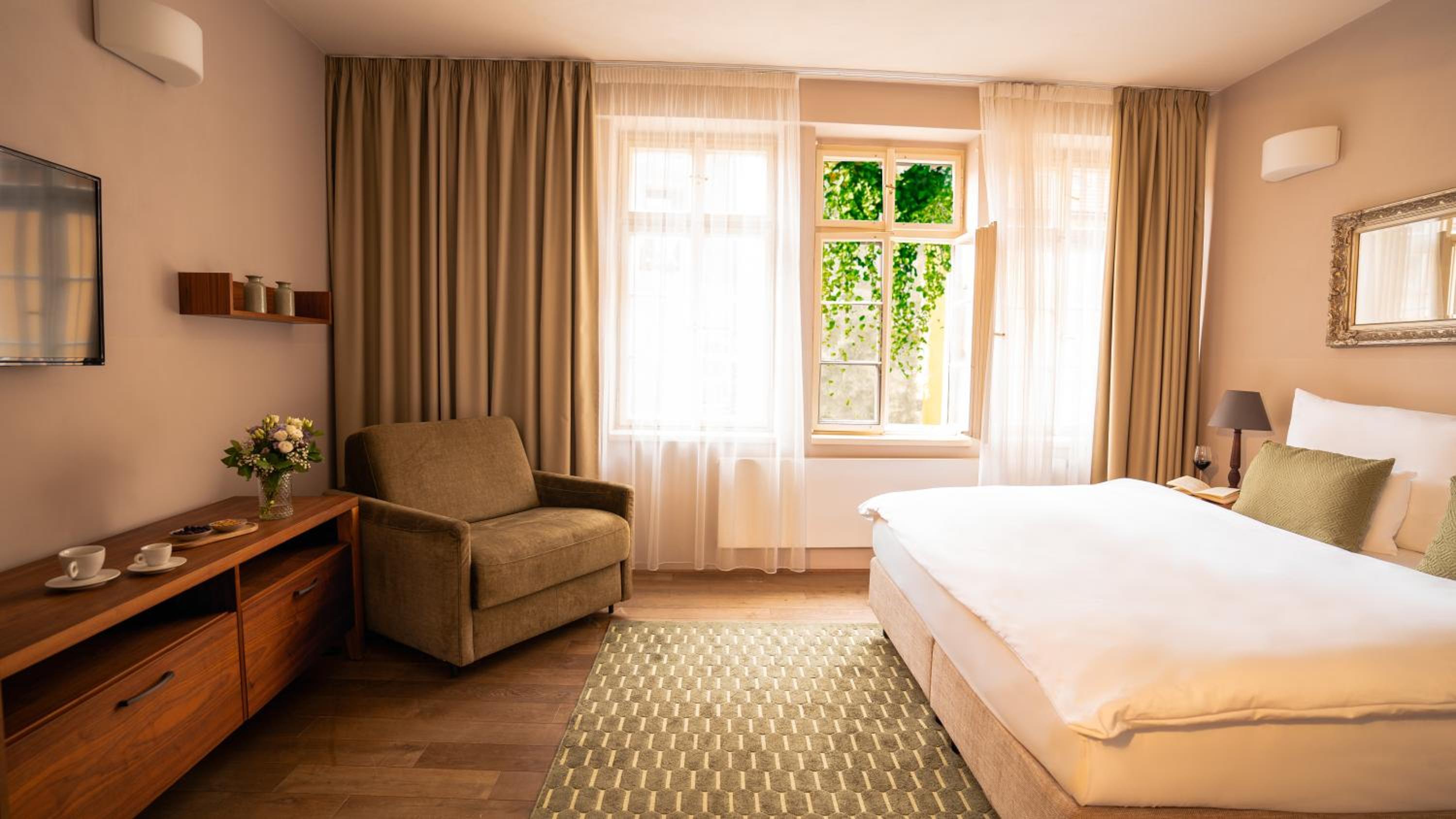 غرفة ديلوكس بسرير مزدوج أو سريرين منفصلين، Hotel Golden Key Prague 5/10