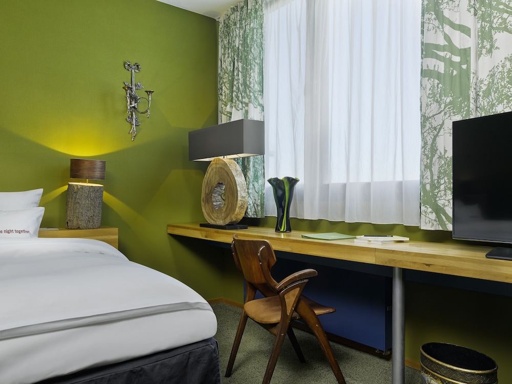 25hours Hotel Frankfurt The Goldman 60/70