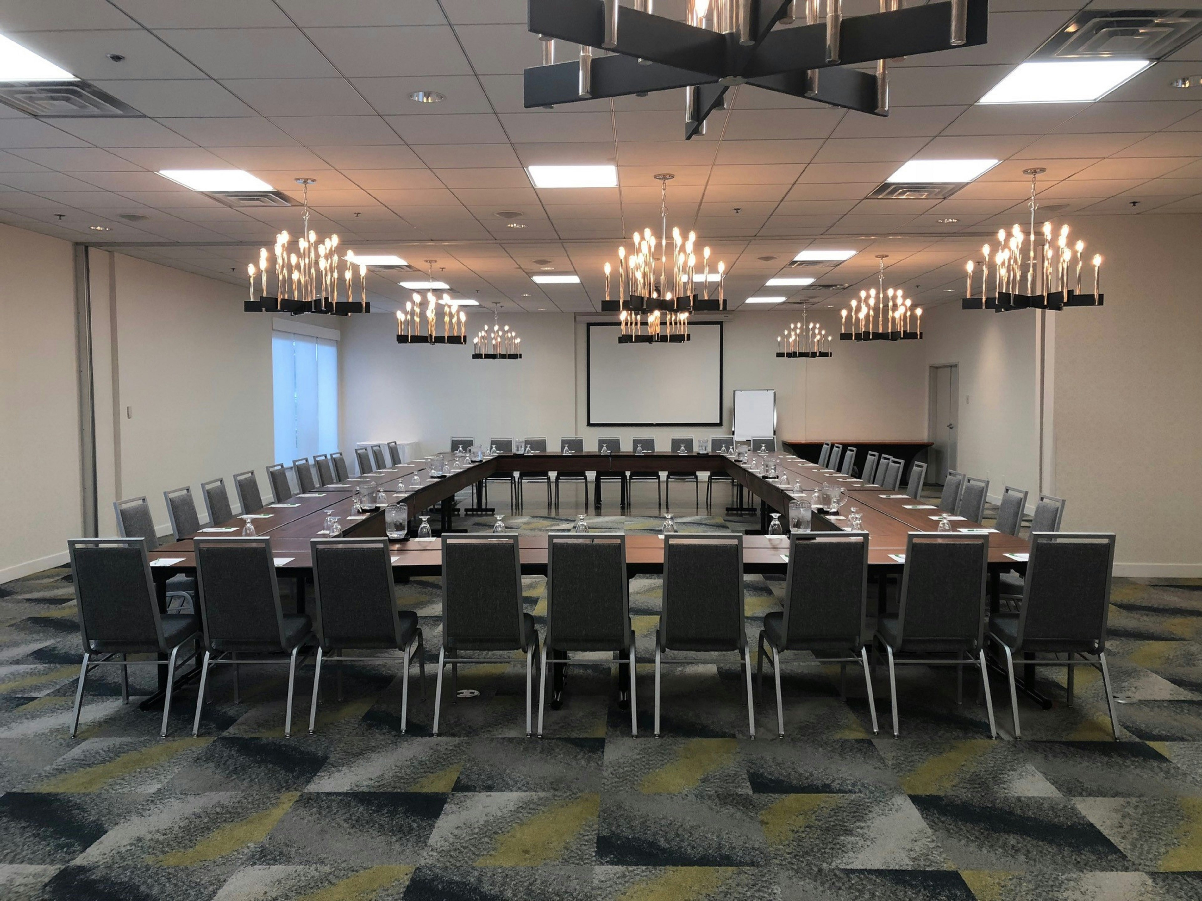 Holiday Inn Montreal Longueuil 63/79
