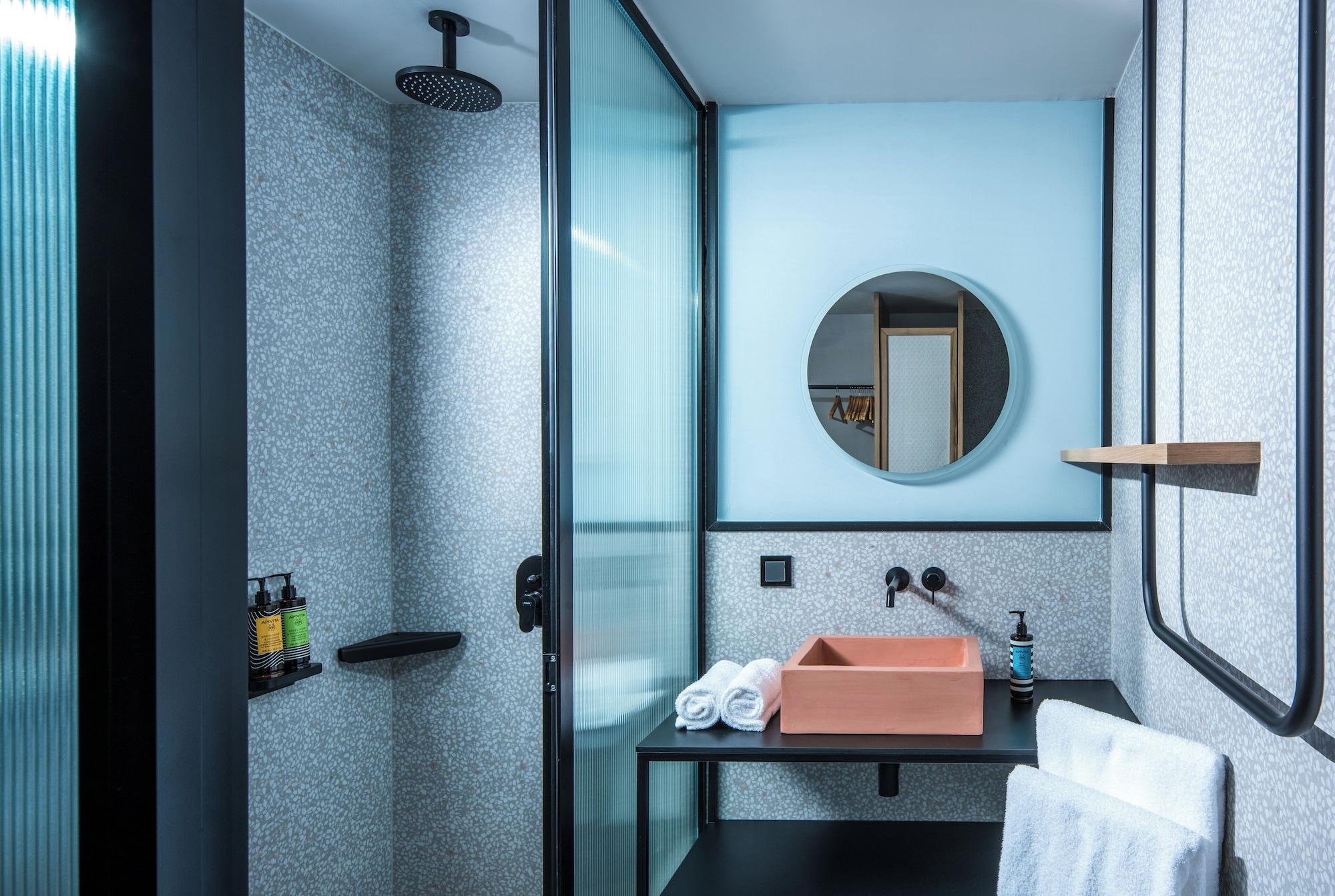 غرفة بسرير مزدوج بإطلالة على البحر، Harmony Boutique Resort - Adults Only 4/4