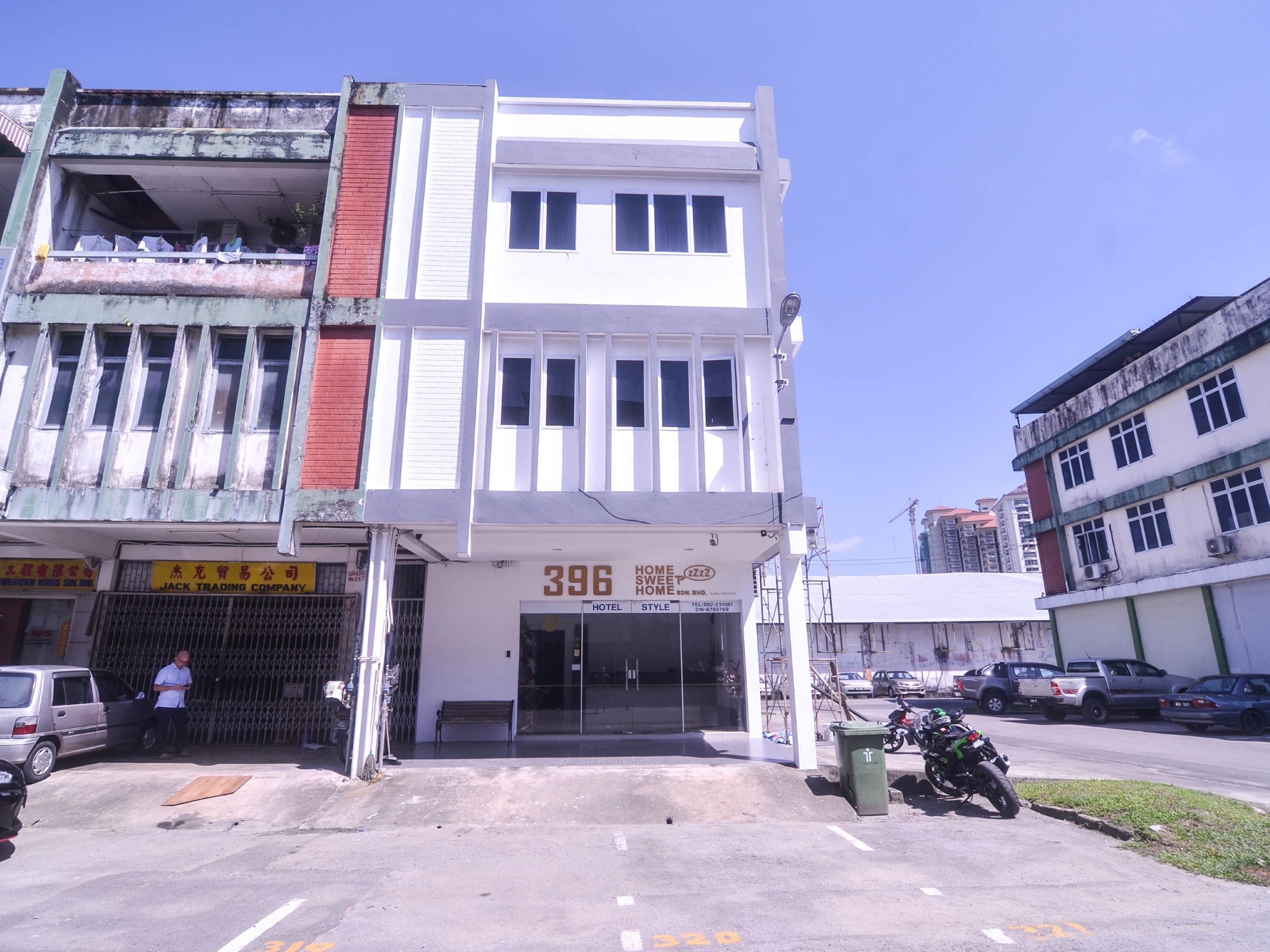OYO 1220 396 Home Sweet Home 11/15