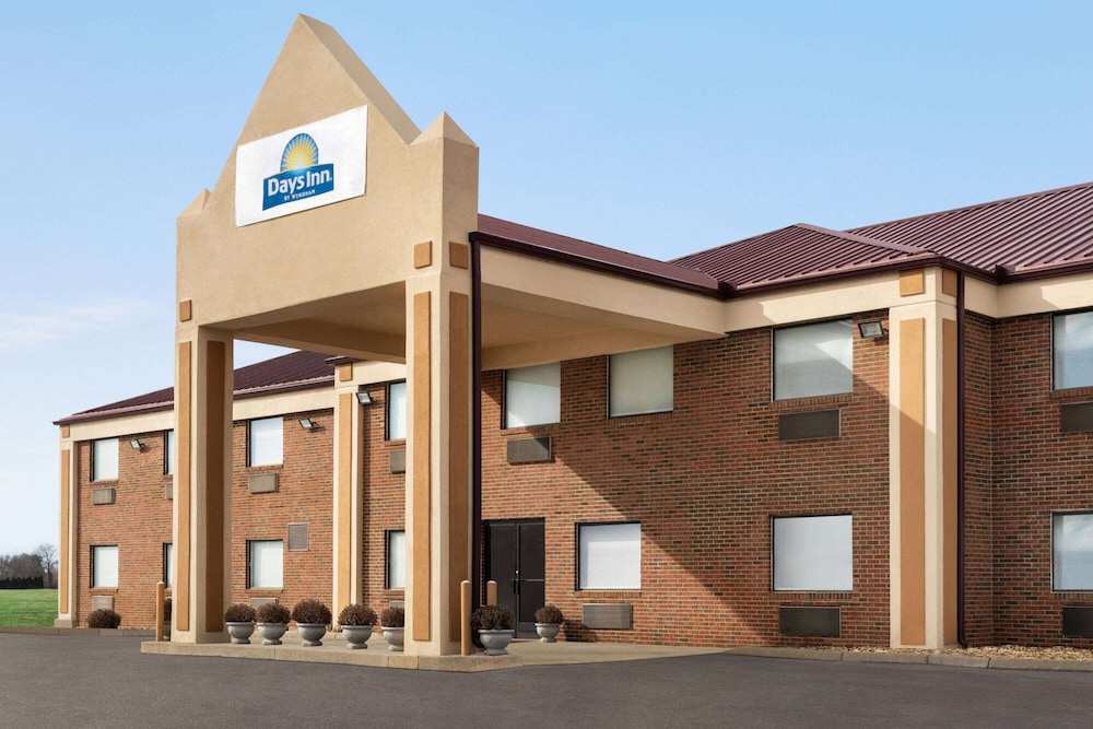 Days Inn by Wyndham Washington Court House 2/33