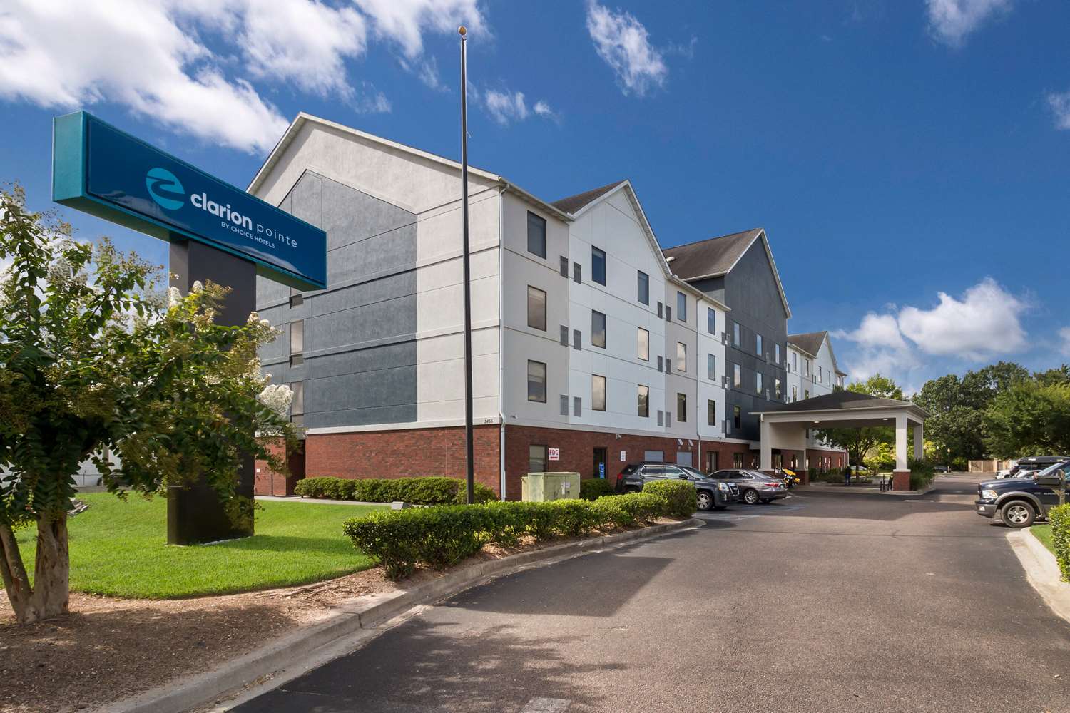 Clarion Pointe Charleston West Ashley 1/12