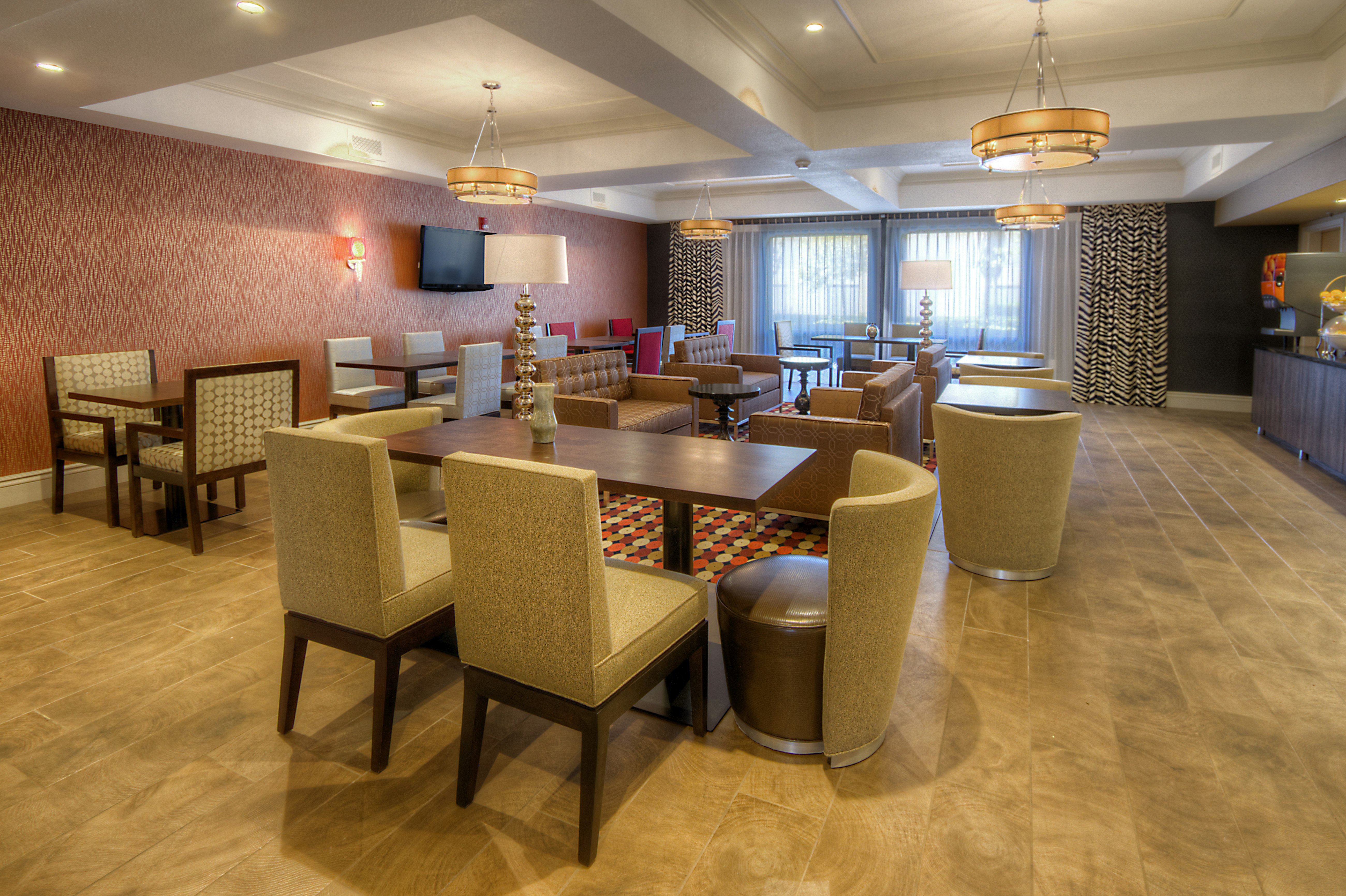 Hampton Inn Fremont 28/36