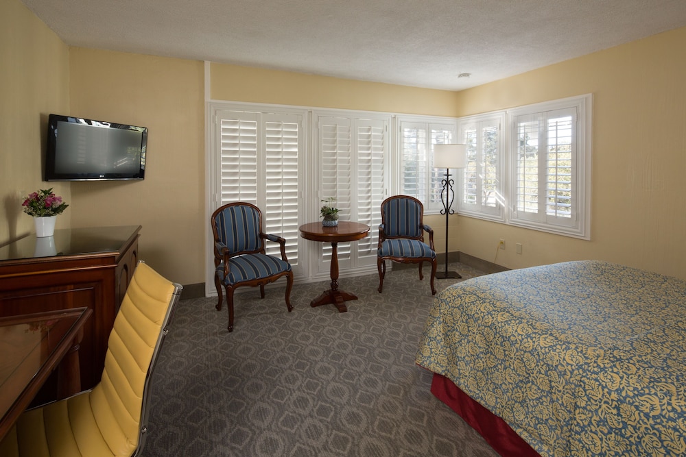 The Normandy Inn 37/56
